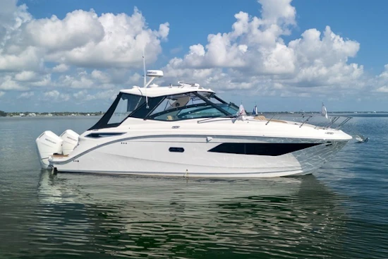 Sea Ray 320 Sundancer Yacht For Sale