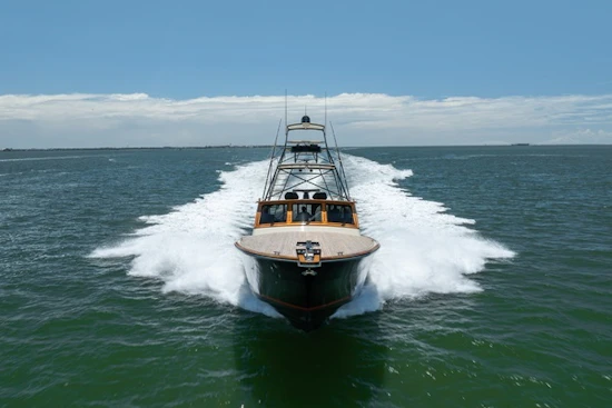 Donzi R58 Express Yacht For Sale