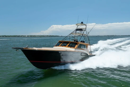 Donzi R58 Express Yacht For Sale
