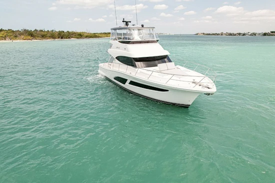 Riviera 46 Sports Motor Yacht Yacht For Sale