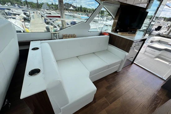 Cruisers Yachts 50 Cantius Yacht For Sale