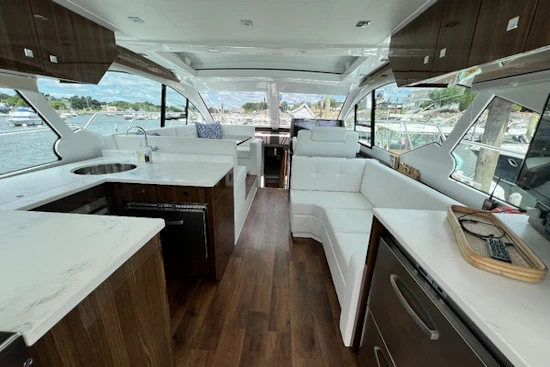Cruisers Yachts 50 Cantius Yacht For Sale