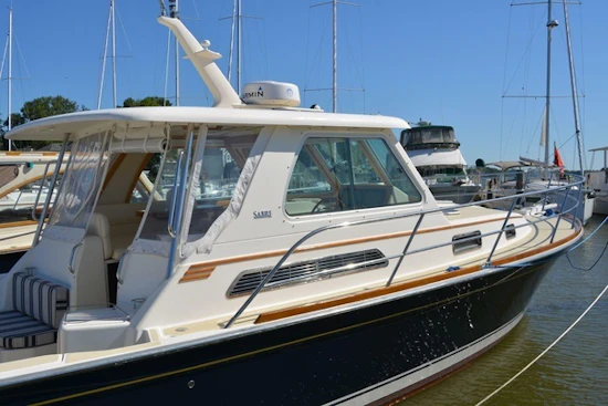 Sabre 34 Express Yacht For Sale