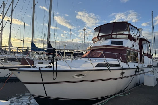 President 37 Sundeck Yacht For Sale