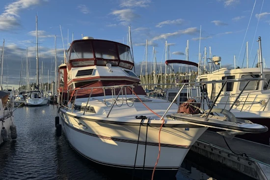President 37 Sundeck Yacht For Sale