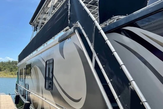 Sumerset 77 Yacht For Sale