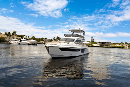 Azimut FLY 53 Yacht For Sale