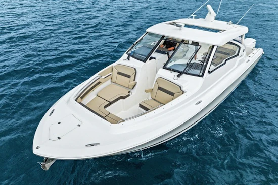 Pursuit 365 Dual Console Yacht For Sale