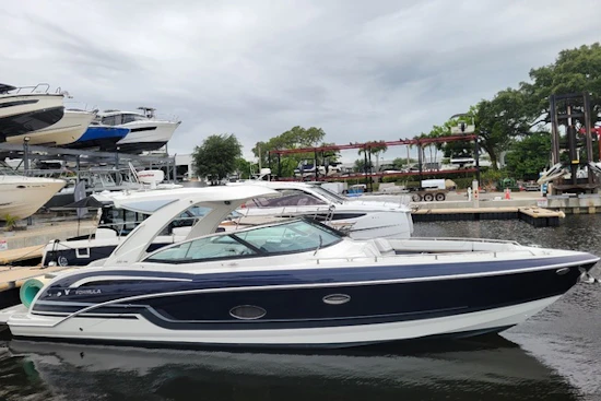 Formula 350 Crossover Bowrider Yacht For Sale