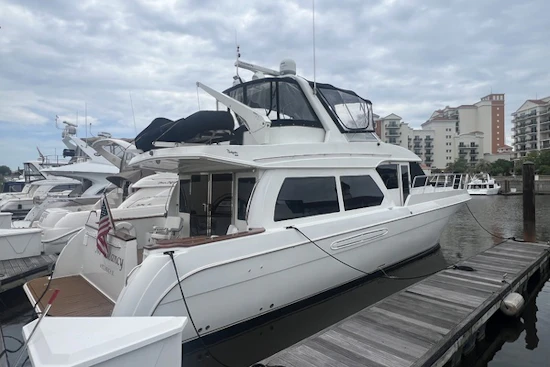 Navigator 5400 Yacht For Sale