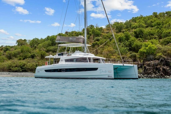 Bali 5.4 Yacht For Sale