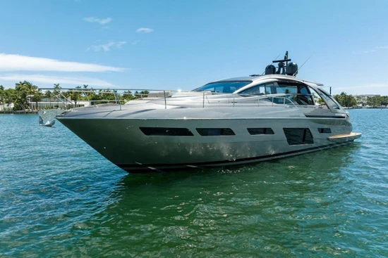 Pershing 7X Yacht For Sale