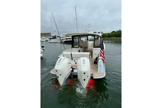 MJM 3 Yacht For Sale