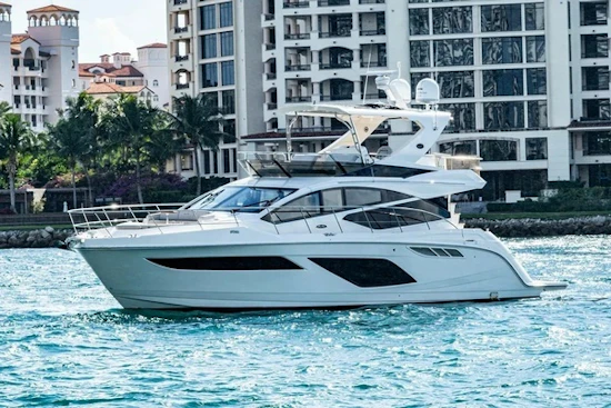Sea Ray L550 Fly Yacht For Sale