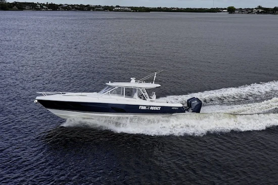 Intrepid Valor Yacht For Sale