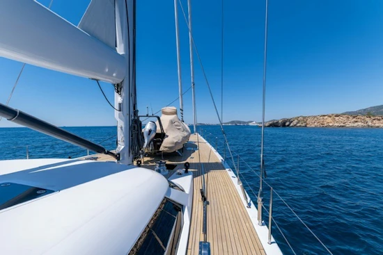 McMullen & Wing Frers 112 Yacht For Sale