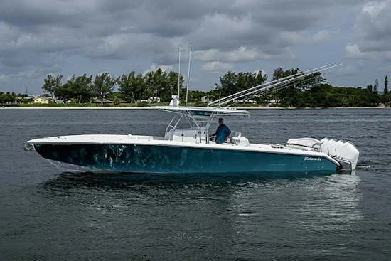 Bahama Center Console Yacht For Sale