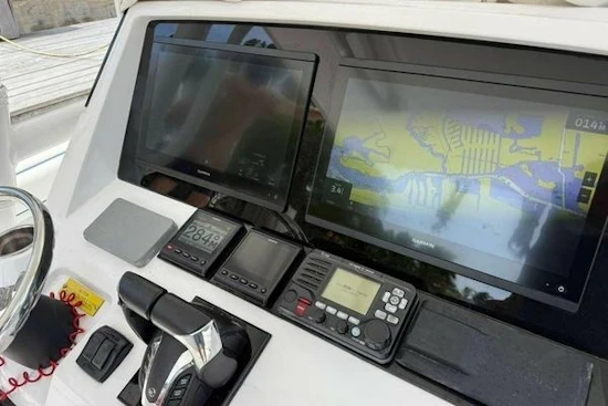 Intrepid 323 Open Yacht For Sale