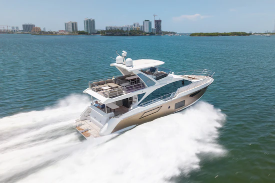 Azimut 60 Flybridge Yacht For Sale