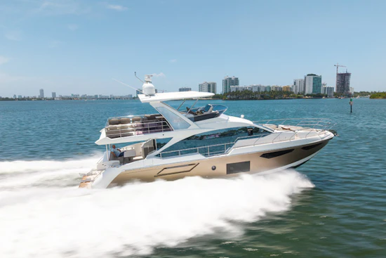 Azimut 60 Flybridge Yacht For Sale
