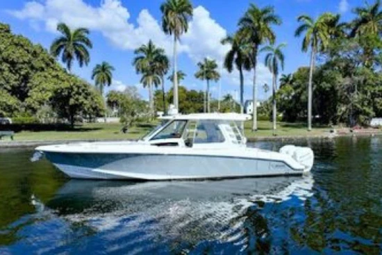 Boston Whaler 350 Realm Yacht For Sale