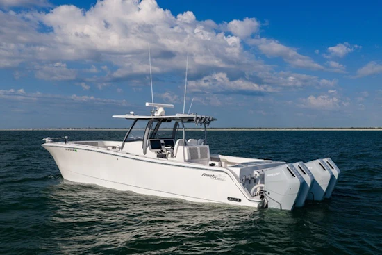 Front Runner 37 Catamaran Yacht For Sale