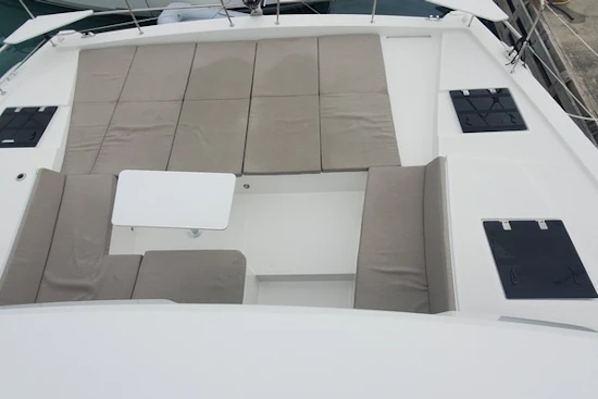 Bali 4.4 Yacht For Sale