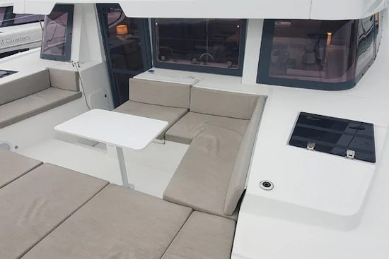 Bali 4.4 Yacht For Sale