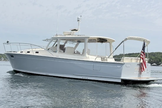 MJM 40z Yacht For Sale