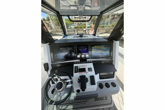 Fountain 38 SCX Yacht For Sale