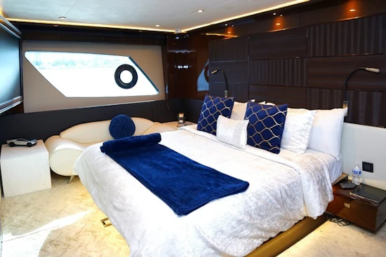 Princess V72 Yacht For Sale
