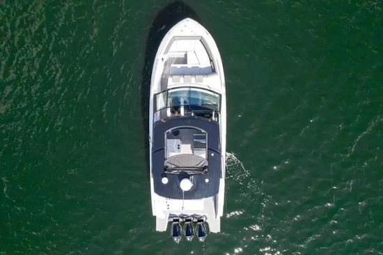 Cruisers Yachts  Yacht For Sale