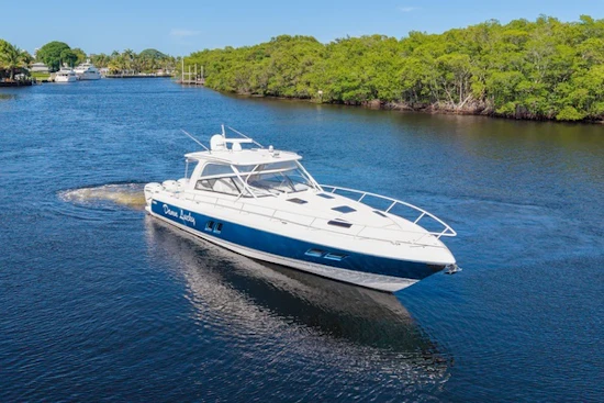 Intrepid 475 Sport Yacht Yacht For Sale