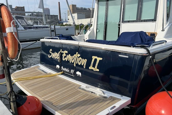 Back Cove 372 Yacht For Sale