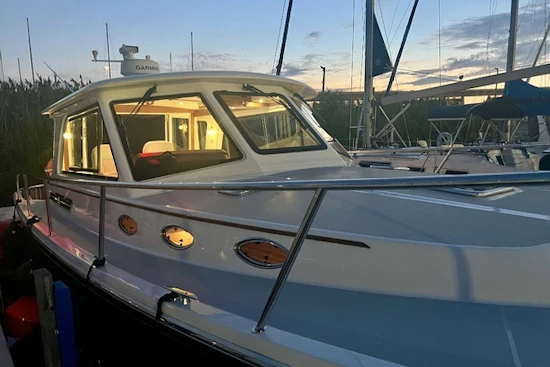 Back Cove 372 Yacht For Sale