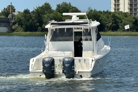 Pursuit OS 345 Offshore Yacht For Sale