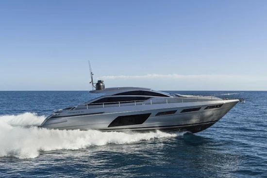 Pershing 6X Yacht For Sale