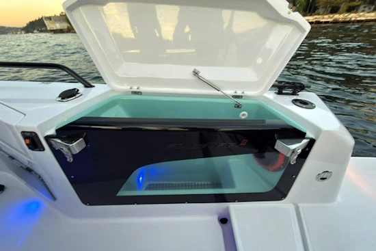 Axopar 37 XC Cross Cabin Yacht For Sale