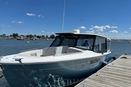 MJM 3 Yacht For Sale