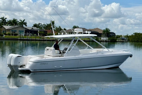 Intrepid 327 Cuddy 2020 Yacht For Sale