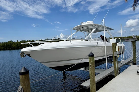 Intrepid 327 Cuddy 2020 Yacht For Sale