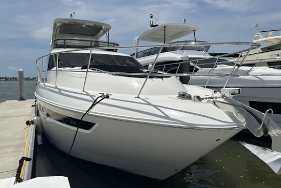 Sea Ray L650 Fly Yacht For Sale