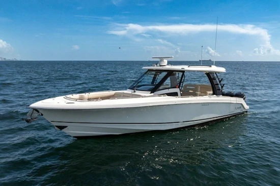 Boston Whaler 350 Realm Yacht For Sale