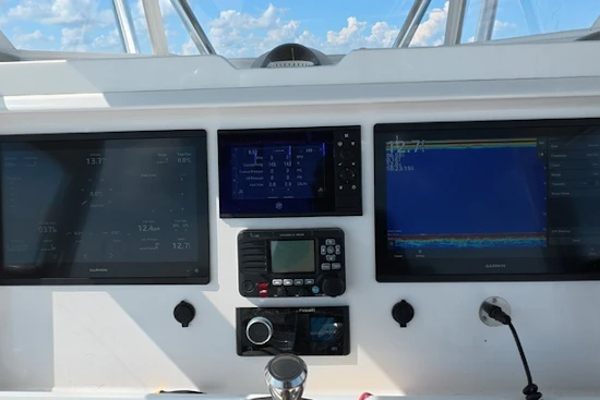 Invincible 33 Catamaran Yacht For Sale