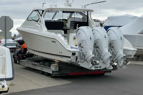 Pursuit DC 365 Dual Console Yacht For Sale