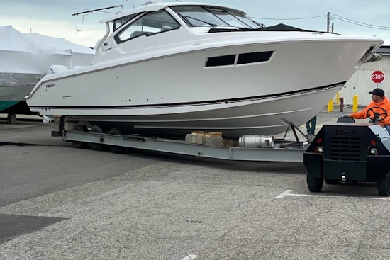 Pursuit DC 365 Dual Console Yacht For Sale