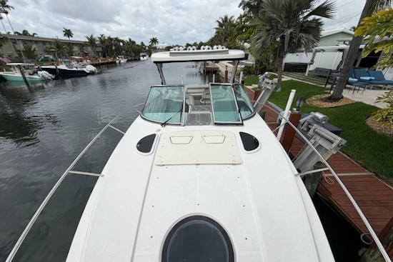 Regal 33 XO Yacht For Sale