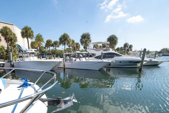 World Cat 400 CC-X Yacht For Sale