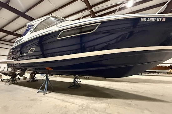 Regal 35 Sport Coupe Yacht For Sale