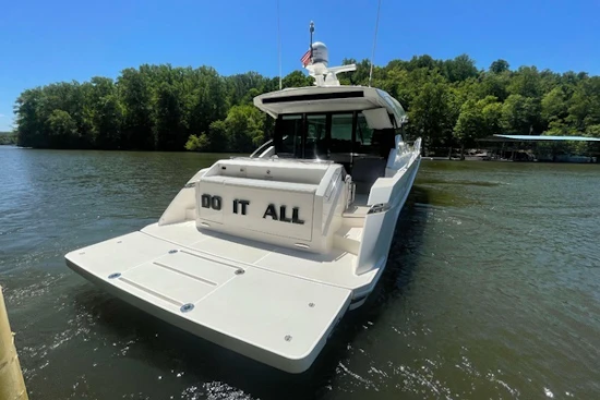 Tiara Yachts C53 Coupe Yacht For Sale